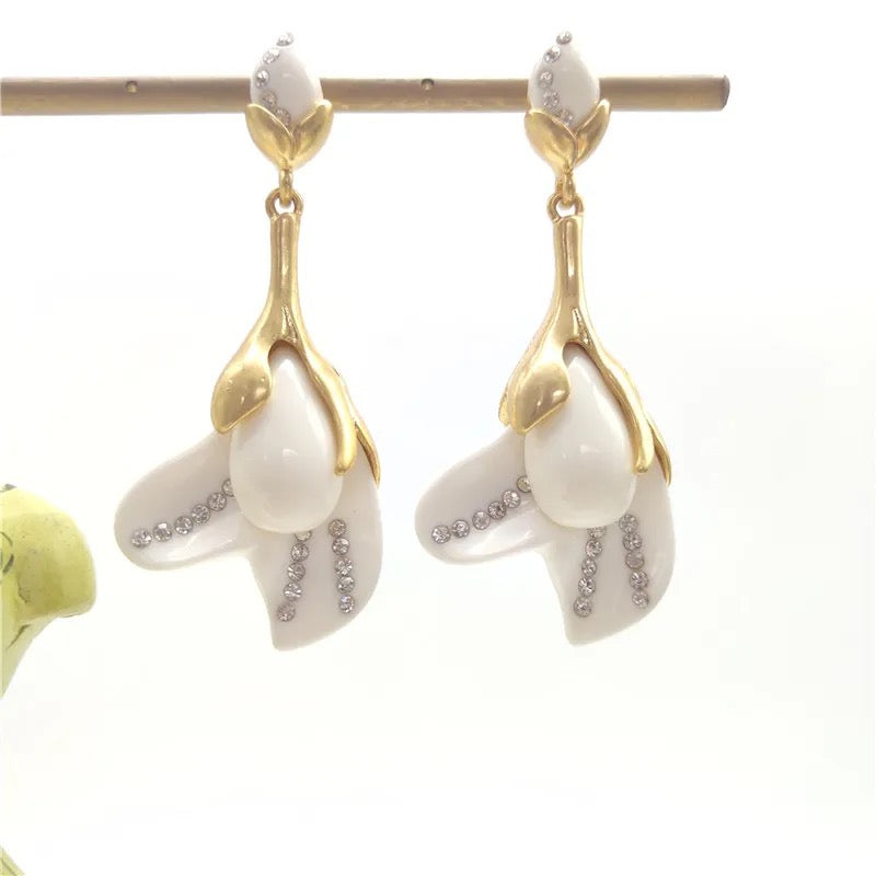 MAGNOLIA EARRINGS