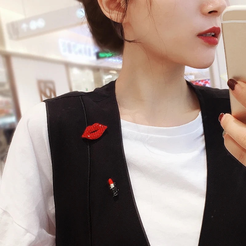 LIPSTICK BROOCH